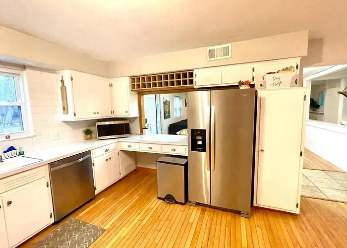 Large Private Ranch - Master Bedroom With King Bed And Private Bathroom - Fenced Yard - Pets & Kids Welcome - Pool Table Holiday home